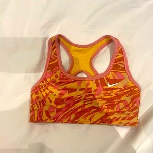 Girls Nike pro bra